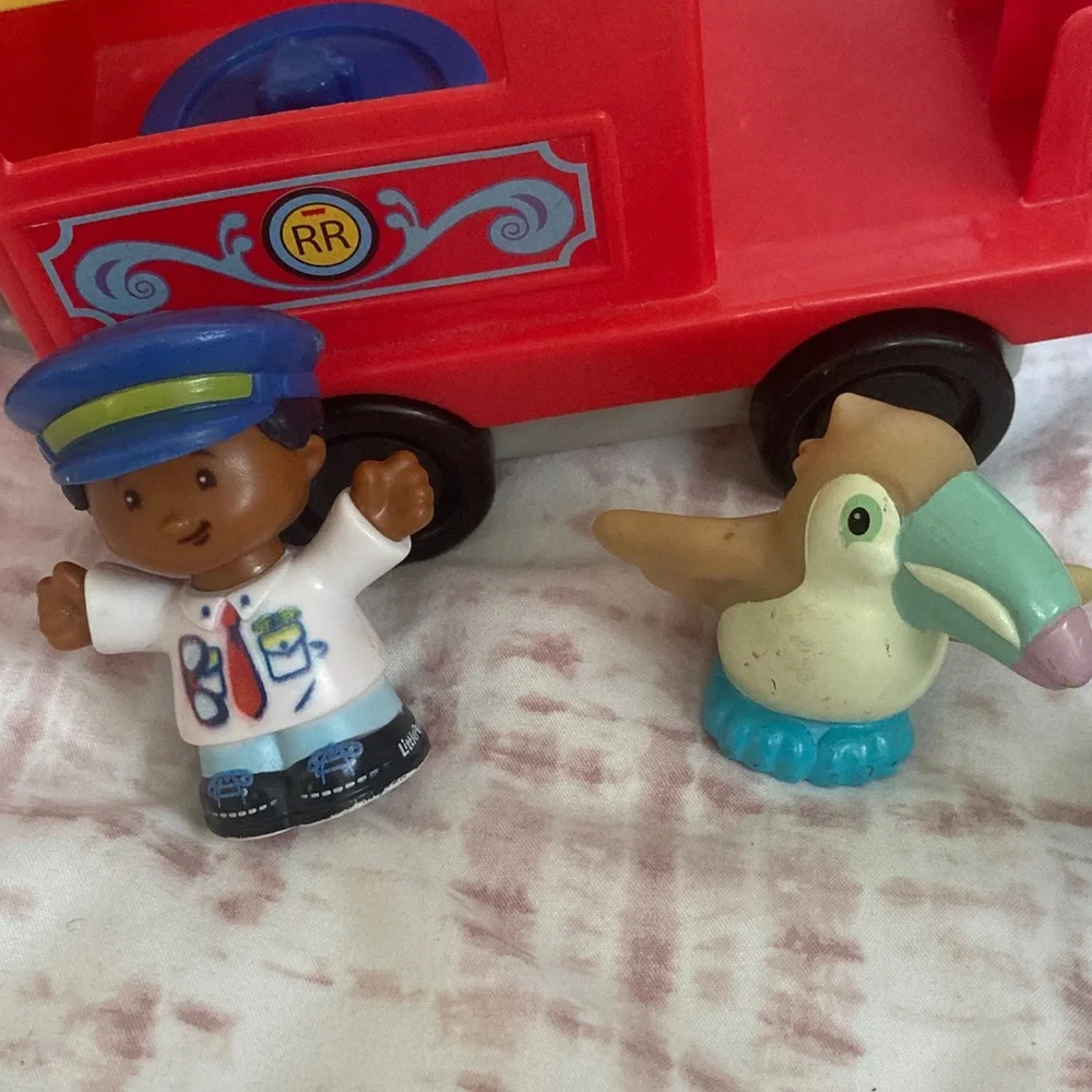 FISHER PRICE Little People Train Set and figures
